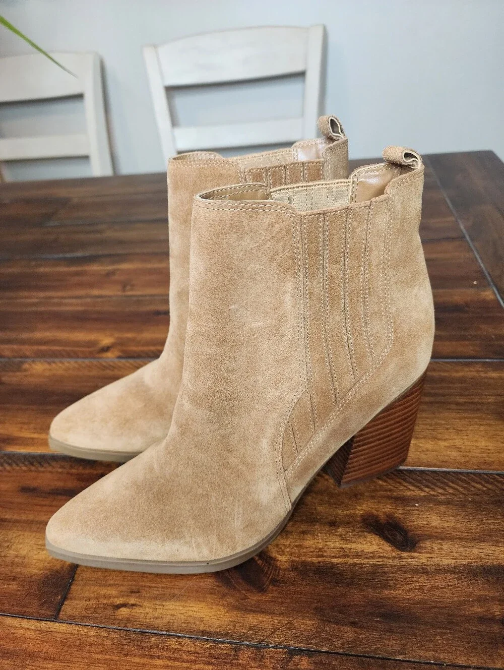 Marc Fisher LTD Oshay Suede Western Pointed Toe Ankle Boots | Tan | 9